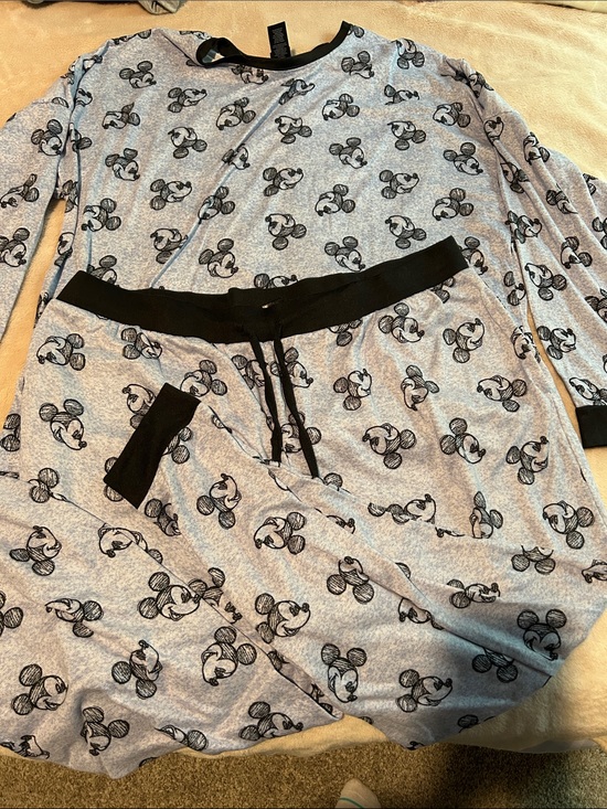 Disney Other - Woman’s Grey Mickey Mouse Print Pajama Set